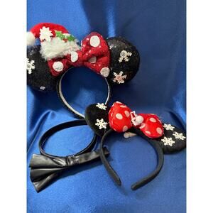 Pair of Disney Micky and Minnie Christmas Ears and Bow Tie